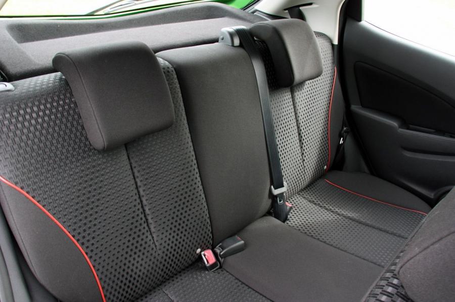  Mazda2 2010 года  (фото 126 из 183)
